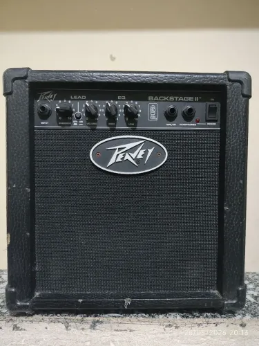 AMPLIFICADOR DE GUITARRA PEAVEY