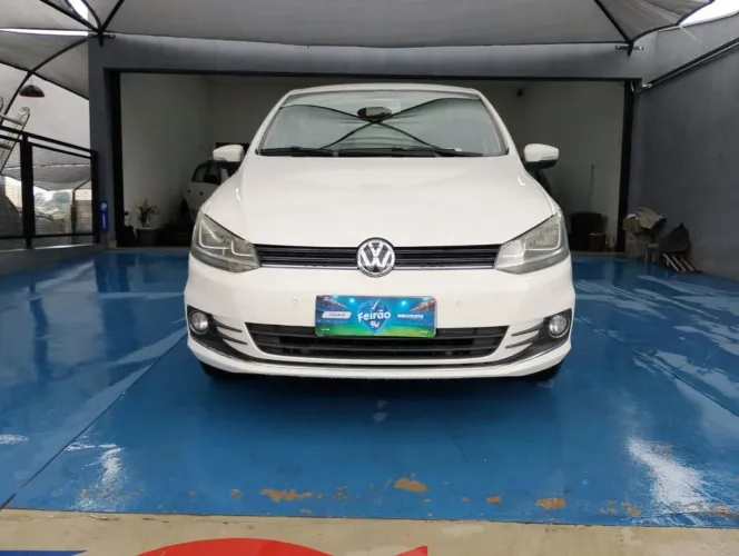 Volkswagen Fox 1.6 MSI Highline 16V Flex 4P Manual. 2016