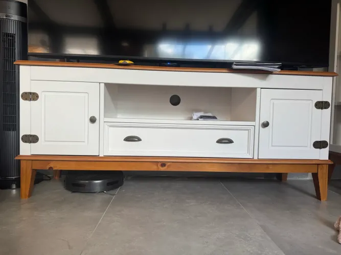 Cômoda para TV novíssima