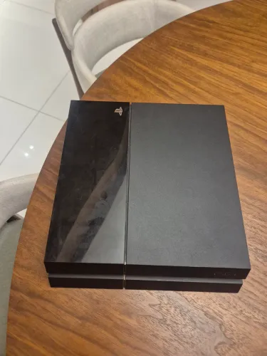 Ps4 fat 500gb com defeito