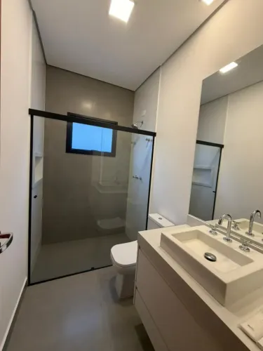 Térrea para aluguel e venda com 236 metros quadrados com 2 quartos