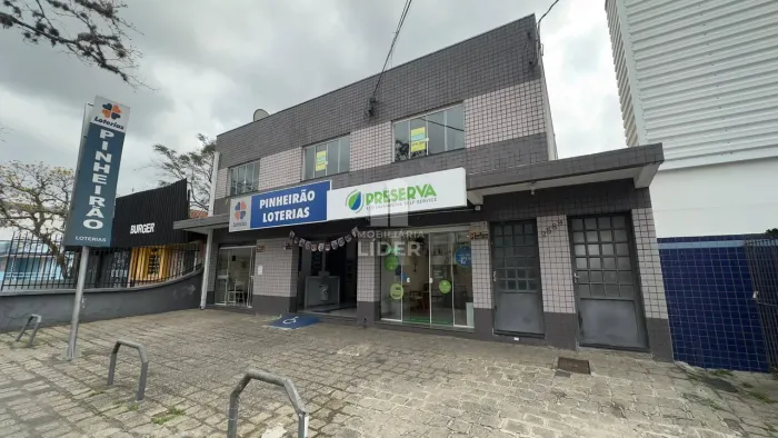 Espaço Funcional Comercial para Locação  Bacacheri, Curitiba- 330m²!