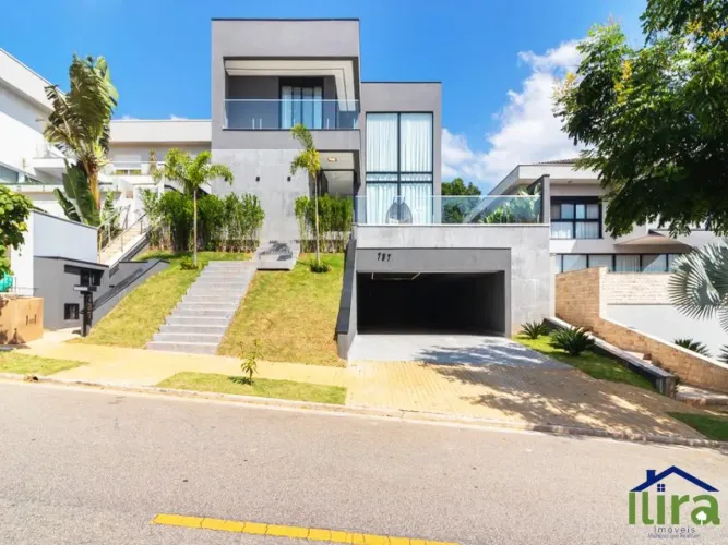 Casa Mobiliada e Decorada Para Venda, Com 4 Suites, Area Gourmet e Piscina No Condominio B
