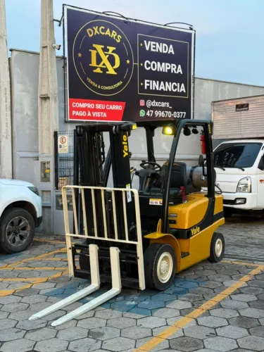 Empilhadeira GLP Yale 50vx Ano 2014 Torre triplex 4,76 Valor 67.900