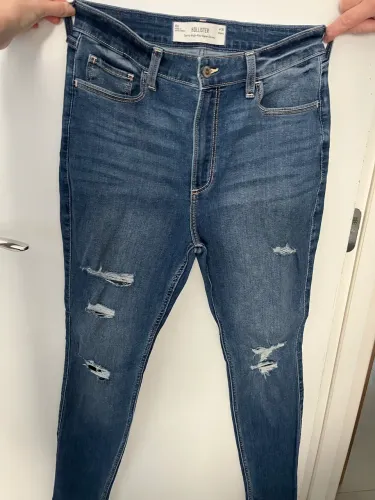 calça jeans Hollister super skinny 40