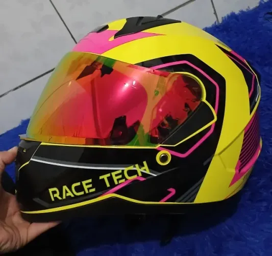 Capacete race tech 2 viseiras