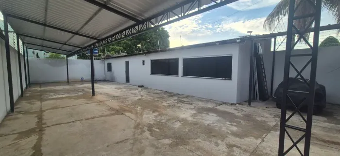 Aluga-se Posto de Lavagem com apartamento ou conveniência