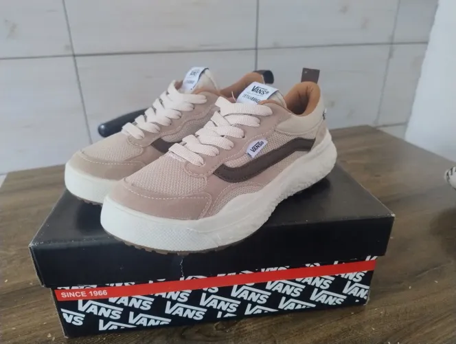 Tênis vans ultrarange réplica