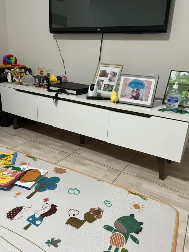 Rack Aparador de TV conservado