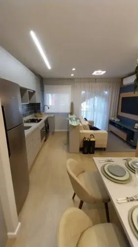 Apartamento na Zona Leste com piscina