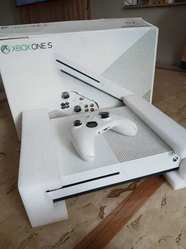 Xbox One S Branco