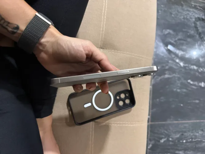 iPhone 15 pro Max 256g