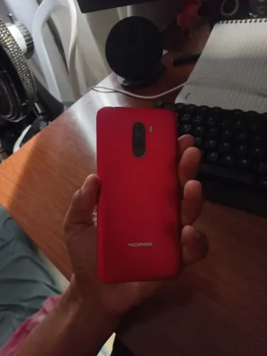 Pocophone F1