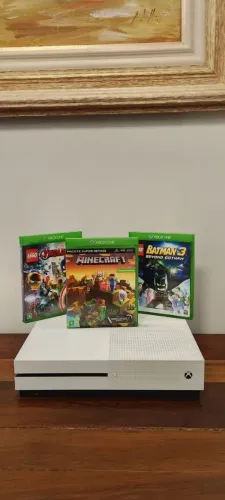 Xbox One S + Minecraft + Jogos LEGO | Ótimo Estado