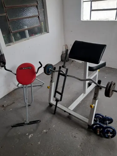 Equipamentos de musculação