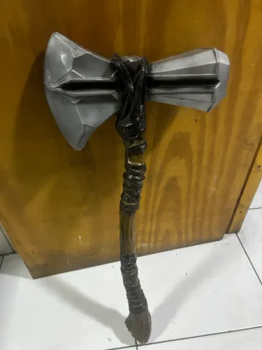 Vendo Machado do Thor / Stormbreaker