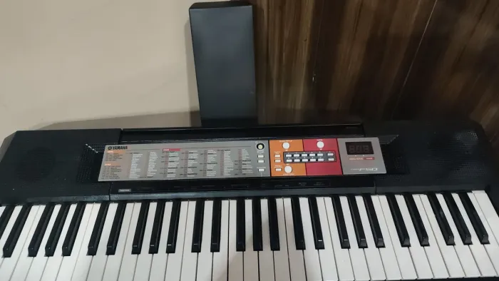 TECLADO YAMAHA PRS F50
