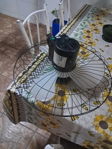 Ventilador de parede Arge 60cm COM DEFEITO