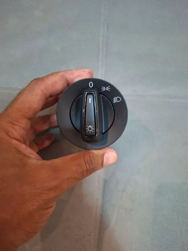 Botao chave de luz farol VW, novo polo virtus.