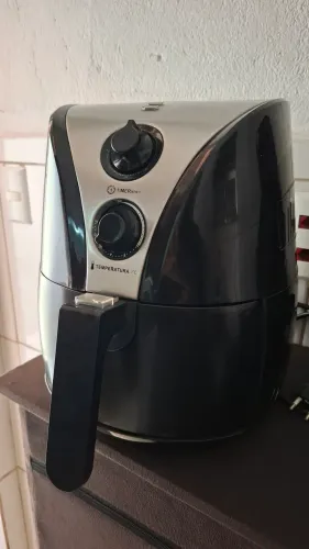 Air fryer. Em ótimo estado