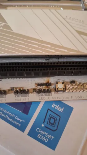 PLACA MÃE PARA CONCERTO OU RETIRADA DE PEÇAS