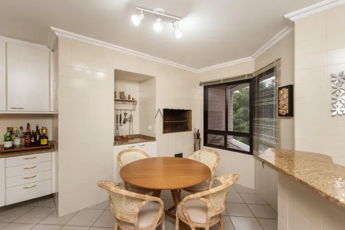 Apartamento no Água Verde - ARYA 1