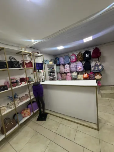 Repasse Loja de bolsas e moda fitnes