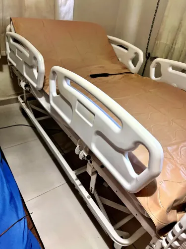 Cama Hospitalar Elétrica 3 Movimentos + Colchão + Colchão Pneumático