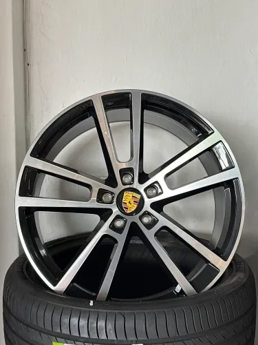 Jogo de roda porsche Cayenne aro 22 5x130