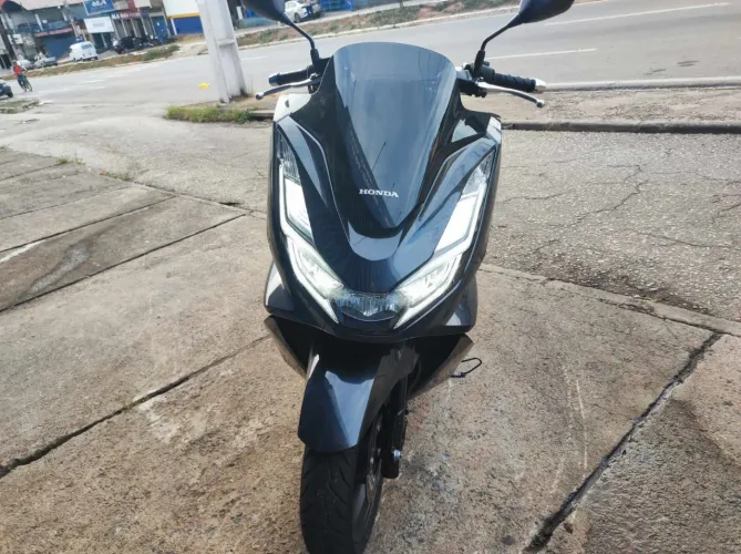 Vendo Pcx 2025 ótimo estado de conservação