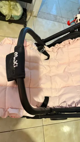 Carrinho de bebê - Preto - 15KG