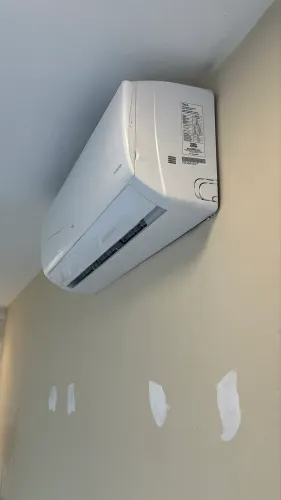 Vendo ar condicionado de 24 mil btus novíssimo!