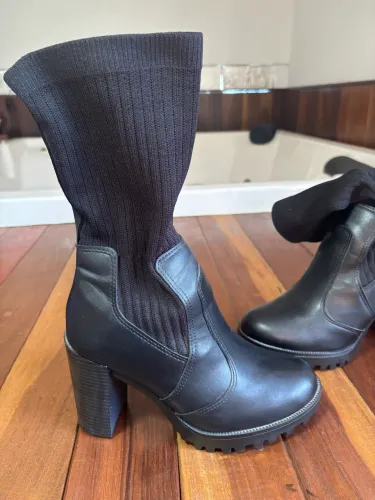 Bota cano Médio Feminina 38