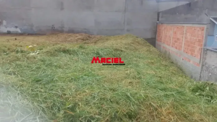Terreno 500m2 /Padrão - Misto - No bairro Jardim Santa Júlia