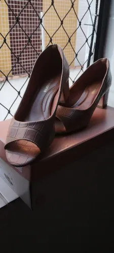 Sapato scarpim nude Tam 37