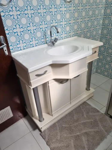 Armário para banheiro