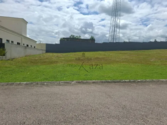 Oportunidade - Terreno Condomínio - Urbanova - Condomínio Colinas Paratehy Sul - 600m².