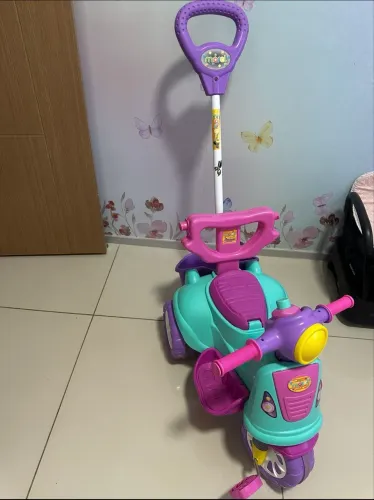 Triciclo Infantil Maral Rosa e Lilás - Seminovo | Bem Conservado ?