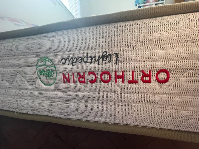 Cama de solteiro 