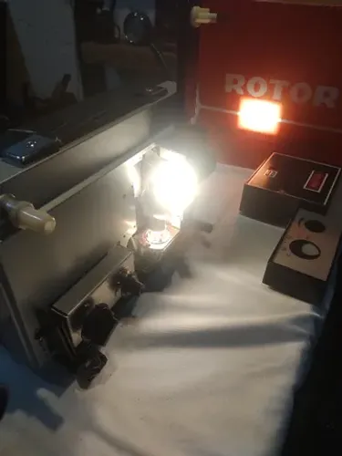 Projetor De Filmes Antigo 8mm Rotor-8 - na Caixa - raridade 