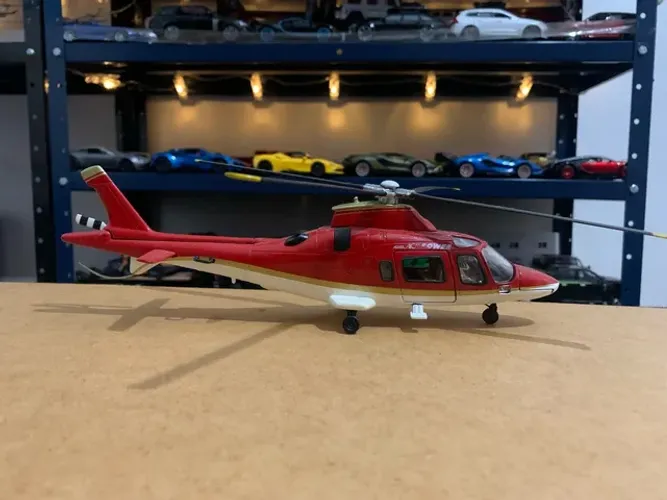 Miniatura helicóptero Agusta A109 1/43