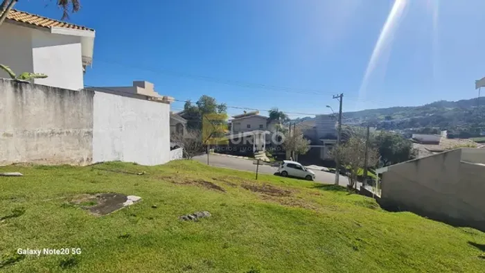 Terreno em Condomínio à venda no Condomínio Recanto dos Paturis em Vinhedo/SP