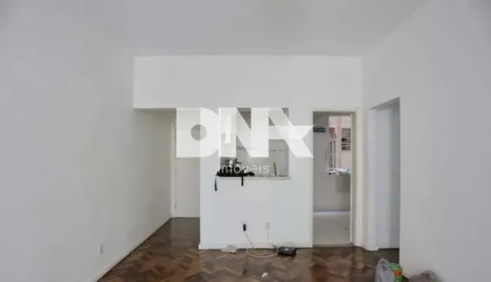 Apartamento - / Residencial / Copacabana