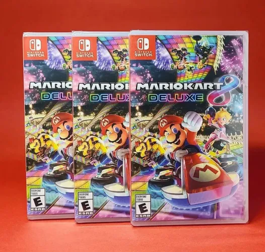 Mario Kart 8 Deluxe - Nintendo Switch mídia física
