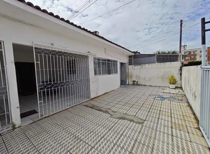 G| CASA A VENDA NO FILIPINHO