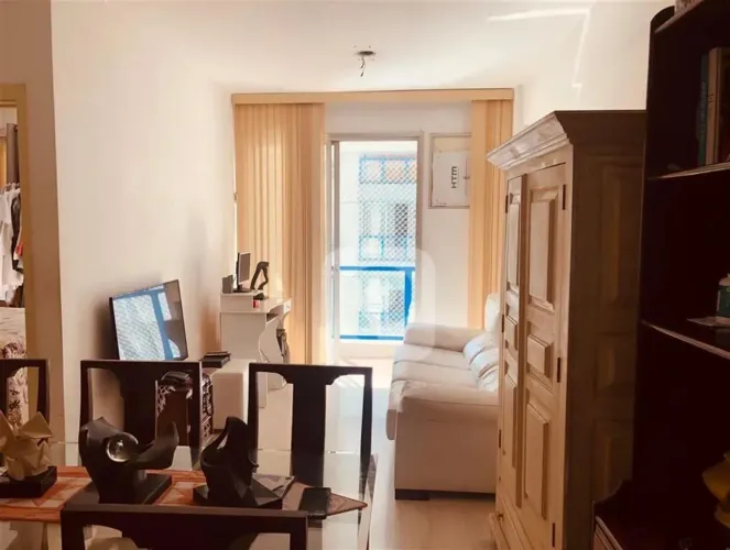 SELECIONE - Flat 1 quarto
