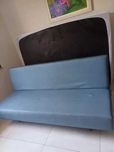 Sofá Cama. Seminovo! Em ótimo estado!