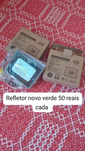 Refletor LED Verde 10W - Novo