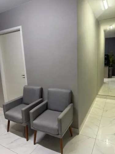 Edifíco Empire Center10ºandar, em frente ao Tucano bar e Deck avenida Valor R$400.milreais