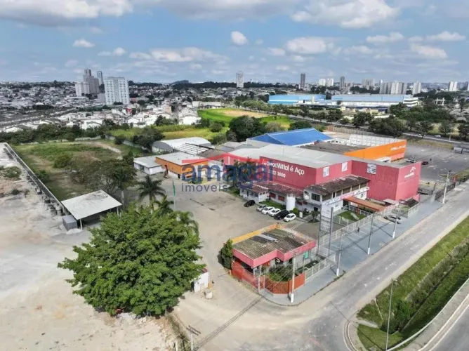 Galpão Industrial ao lado da Rod. Presidente Dutra